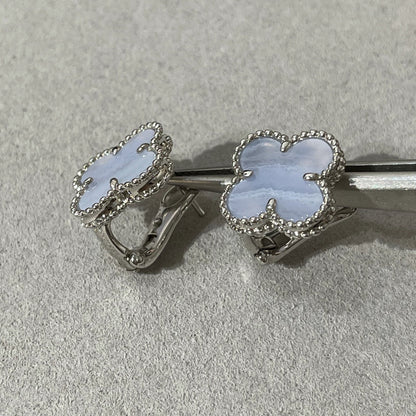 [sparkle Jewelry ]CLOVER CHALCEDONY SILVER STUD EARRINGS