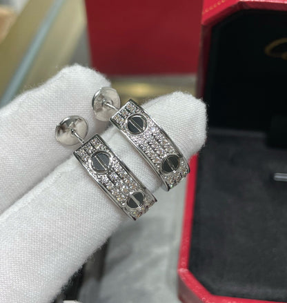[sparkle Jewelery]LOVE CERAMIC DIAMOND PAVED SILVER EARRINGS
