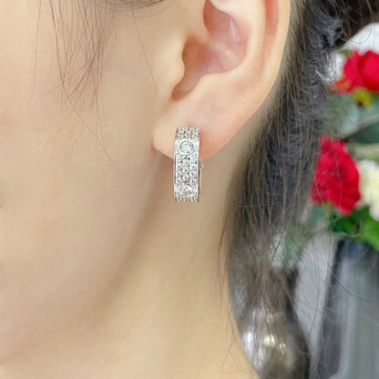 [sparkle Jewelery]LOVE 5.5MM DIAMOND PAVED EARRINGS