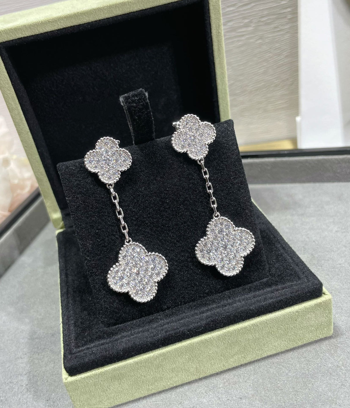 [sparkle Jewelry ]CLOVER 2 MOTIFS DIAMOND PAVED SILVER EARRINGS