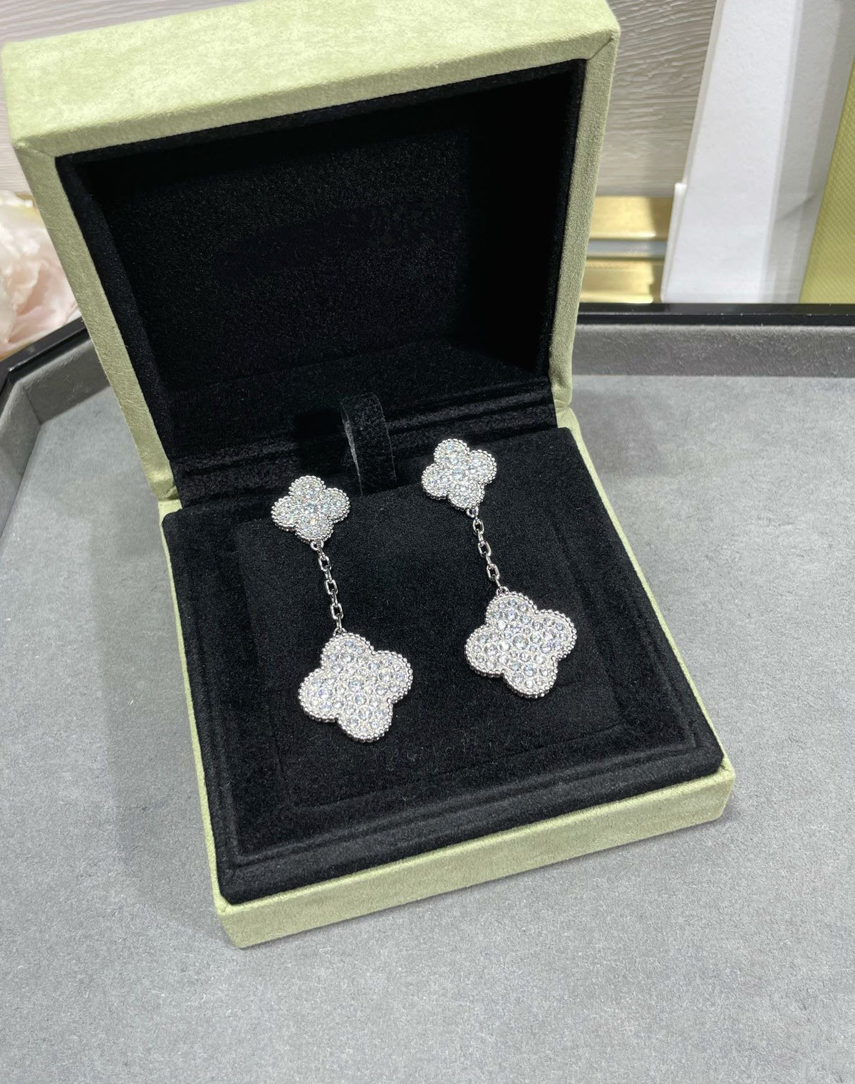 [sparkle Jewelry ]CLOVER 2 MOTIFS DIAMOND PAVED SILVER EARRINGS
