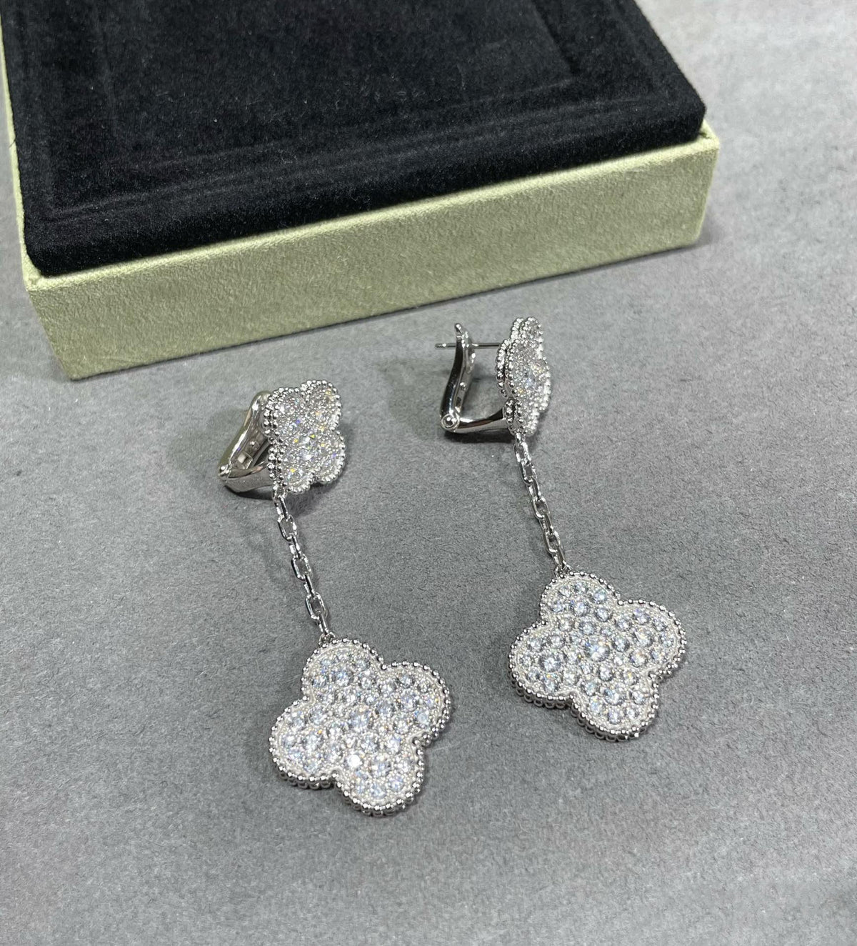 [sparkle Jewelry ]CLOVER 2 MOTIFS DIAMOND PAVED SILVER EARRINGS