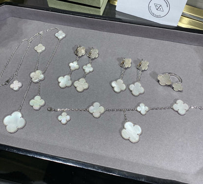 [sparkle Jewelry ]CLOVER 5 MOTIF WHITE MOP SILVER BRACELET