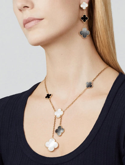 [sparkle Jewelry ]CLOVER 3 MOTIF MOP ONYX DARK MOP PINK GOLD EARRINGS