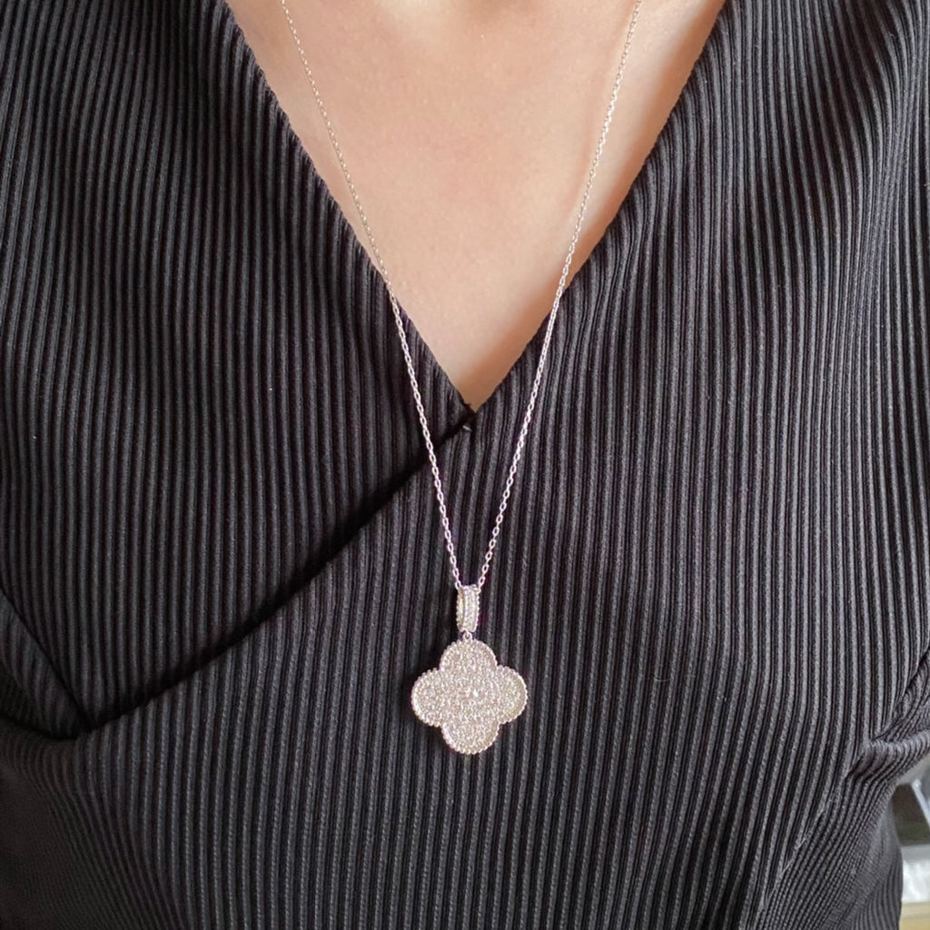 [sparkle Jewelry ]CLOVER 25MM LARGE PEDANT DIAMOND PAVED LONG NECKLACE