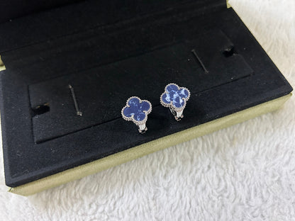 [sparkle Jewelry ]CLOVER PIETERSITE MEDIUM STUD EARRINGS