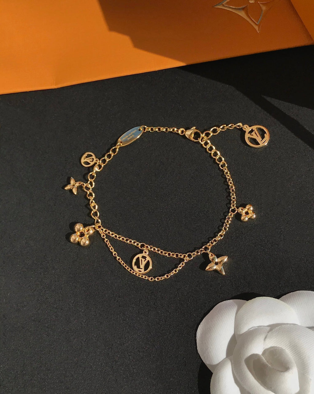 [sparkle Jewelry ]BLOOMING PINK GOLD MOP BRACELET