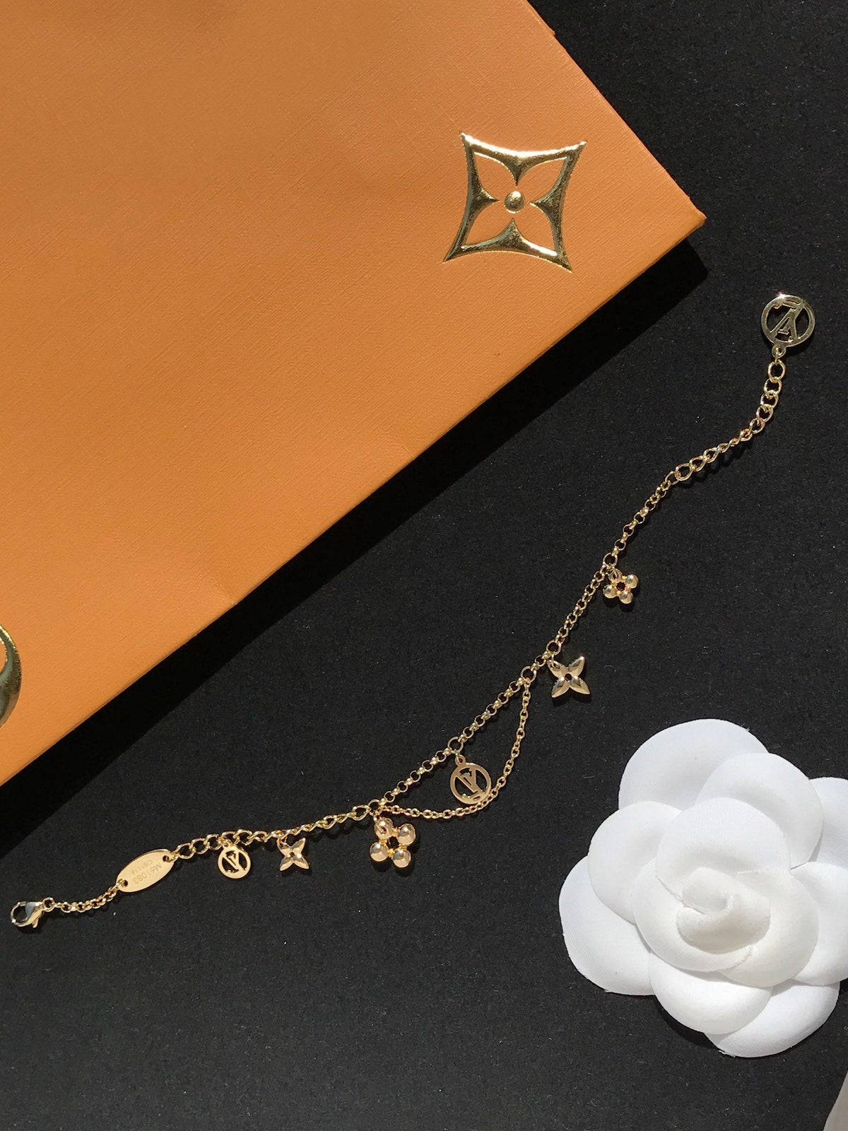 [sparkle Jewelry ]BLOOMING PINK GOLD MOP BRACELET