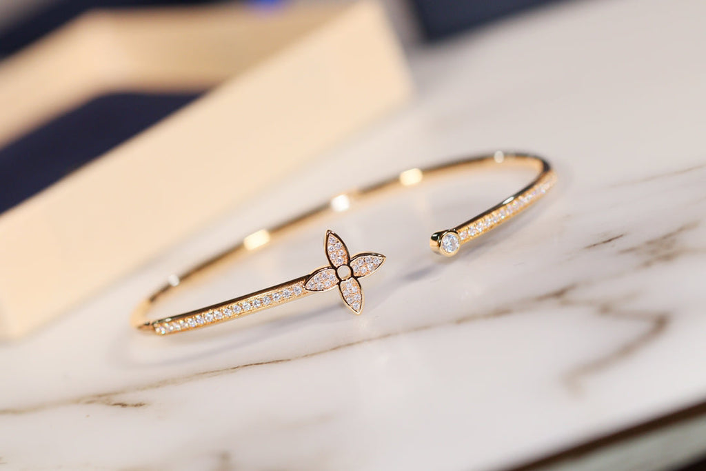 [sparkle Jewelry ]IDYLLE GOLD OPEN BRACELET DIAMOND PAVED