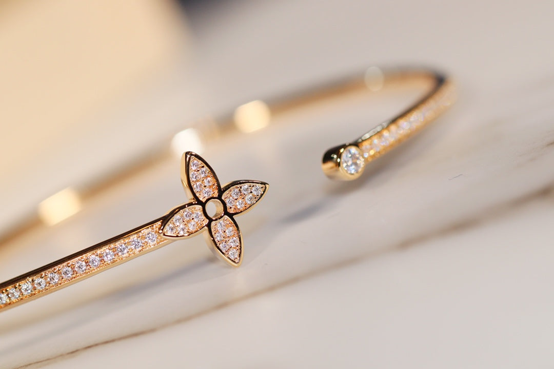 [sparkle Jewelry ]IDYLLE GOLD OPEN BRACELET DIAMOND PAVED