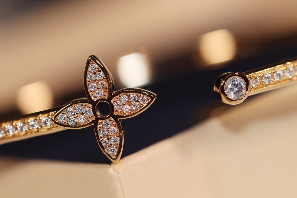 [sparkle Jewelry ]IDYLLE GOLD OPEN BRACELET DIAMOND PAVED