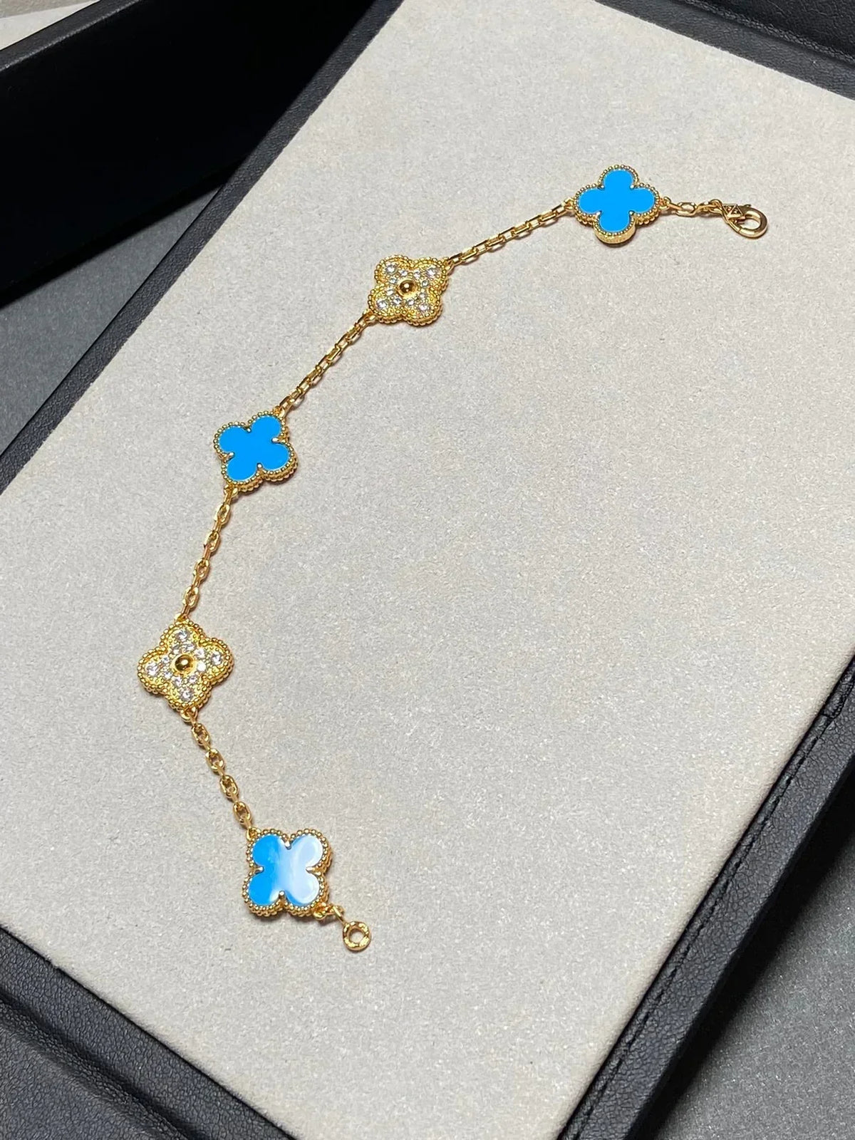 [sparkle Jewelry ] CLOVER 5 MOTIF BLUE AGATE BRACELET COLLECTION