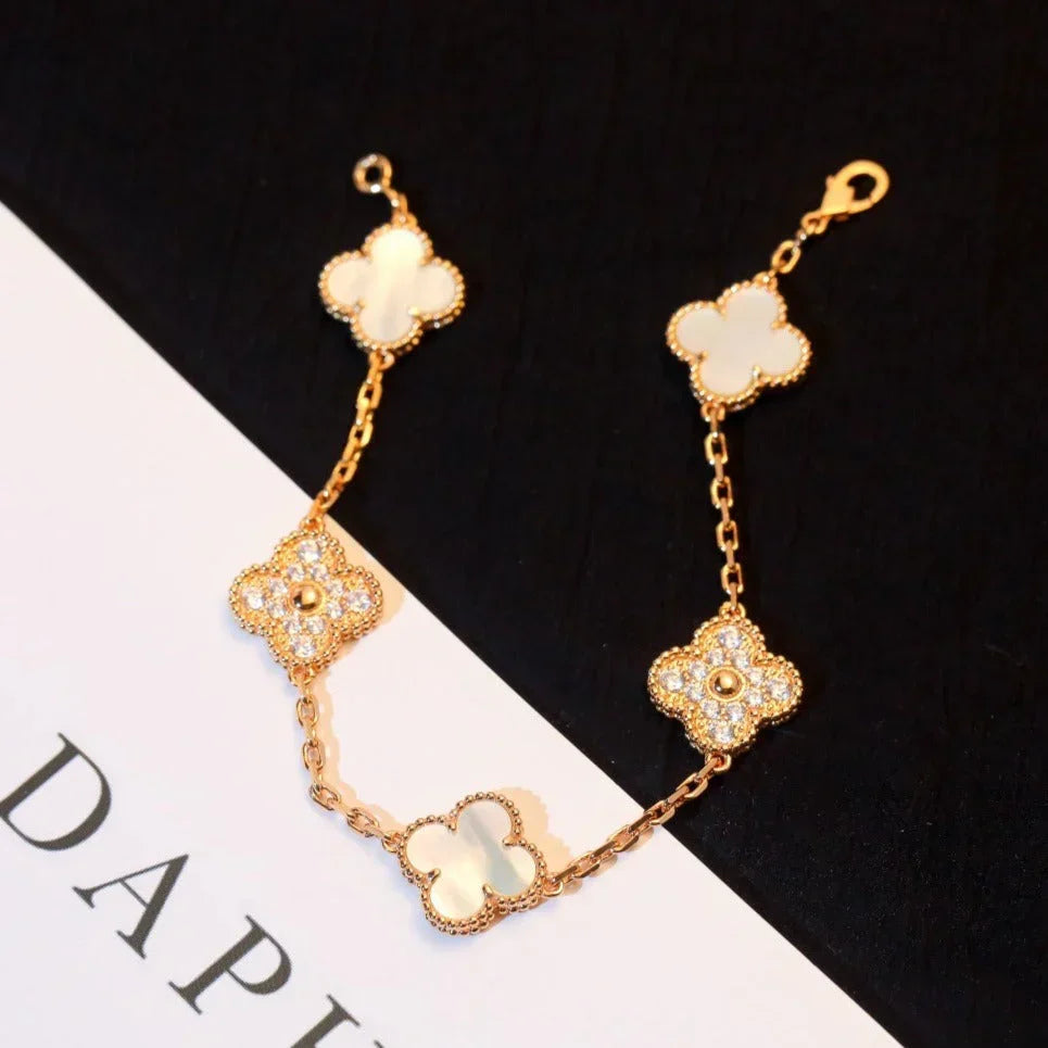 [sparkle Jewelry ]CLOVER WHITE PEARL MOP 5 MOTIF BRACELET COLLECTION