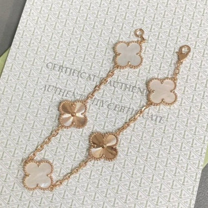 [Sparkle]LUCKY CLOVER 5モチーフ ブレスレット - マザーオブパール コレクション