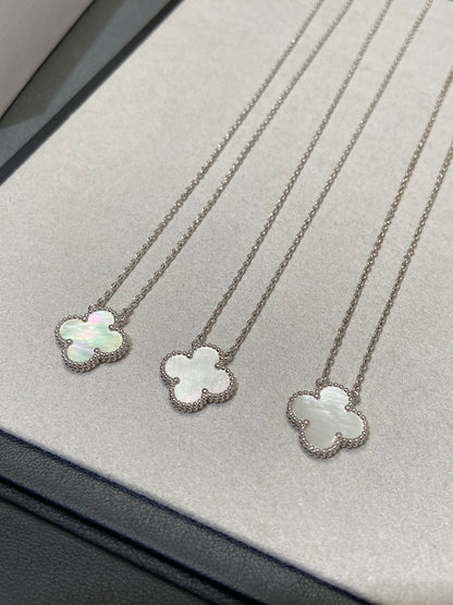[sparkle Jewelry ]CLOVER MEDIUM SILVER WHITE MOP NECKLACE