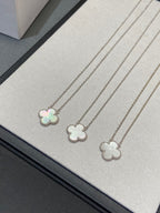 [sparkle Jewelry ]CLOVER MEDIUM SILVER WHITE MOP NECKLACE