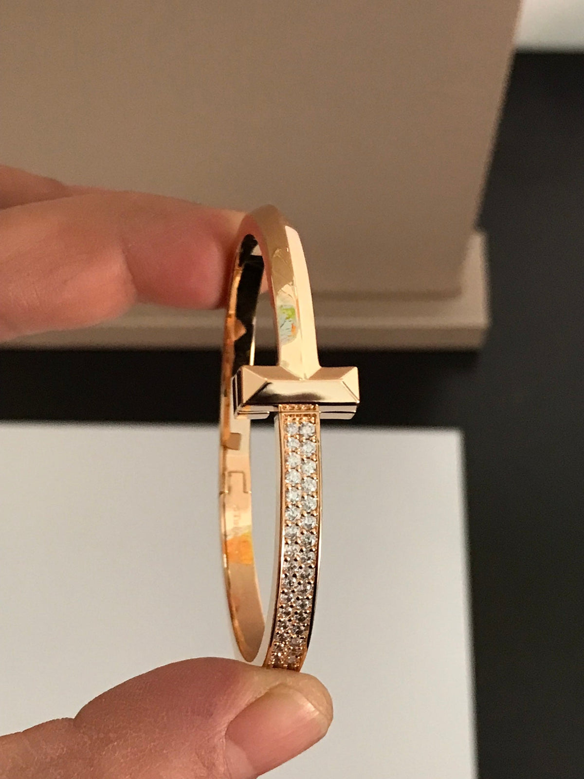 [Sparkle Jewelry]T1 WIDE DIAMOND HINGED BANGLE PINK GOLD