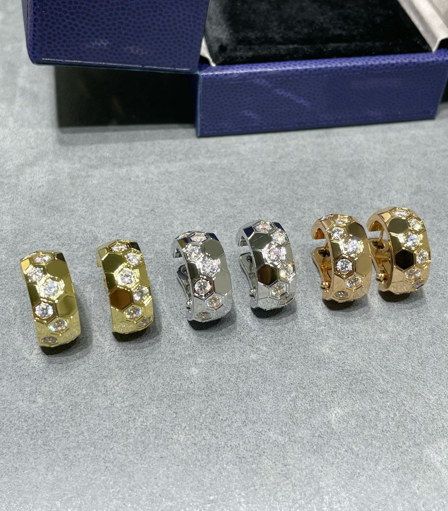 [Sparkle]BEE LOVE DIAMOND HOOP-OHRRINGE