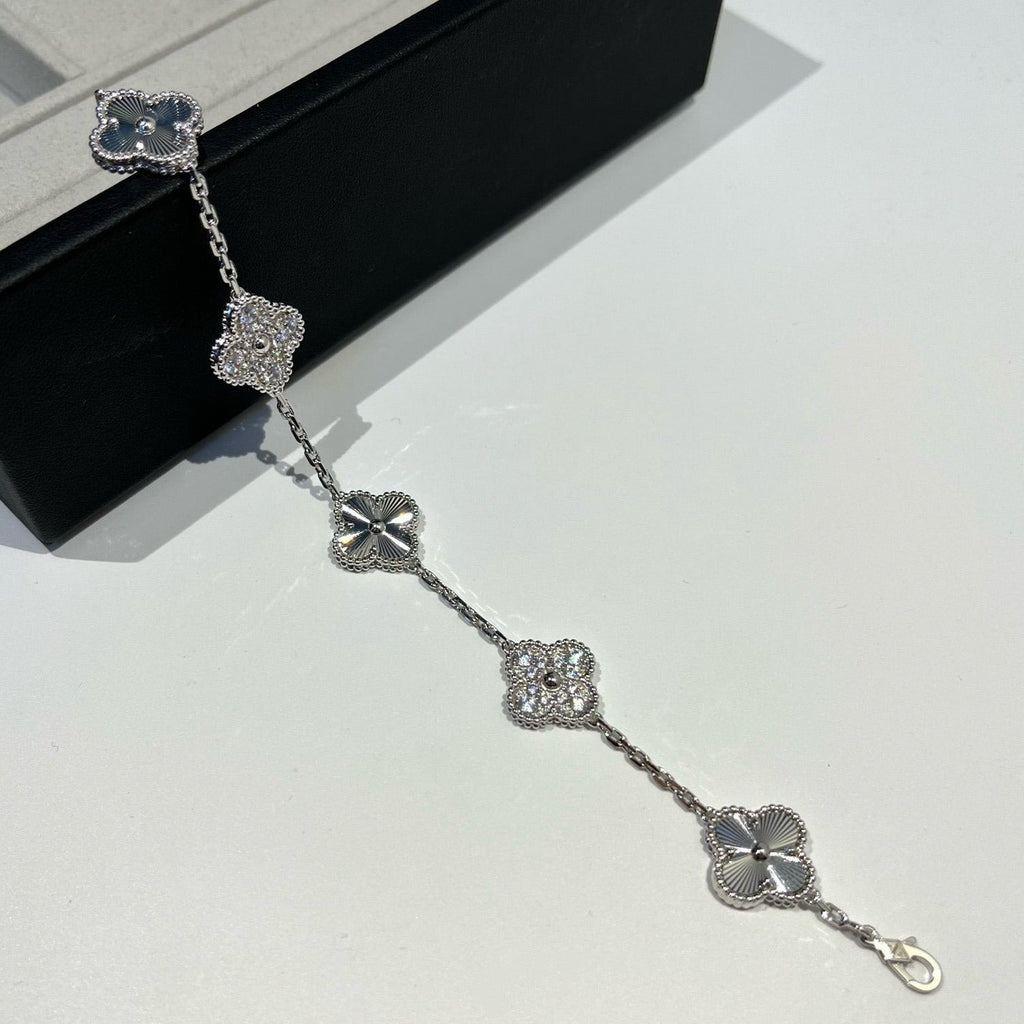 [sparkle Jewelry ] CLOVER 5 MOTIF LASER BRACELET COLLECTION