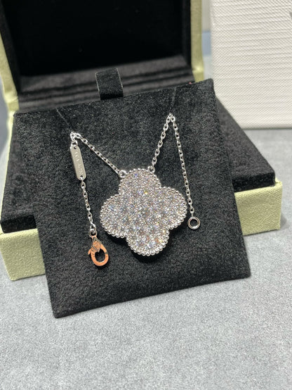 [sparkle Jewelry ]CLOVER 25MM LARGE PENDANT DIAMOND PAVED SILVER NECKLACE