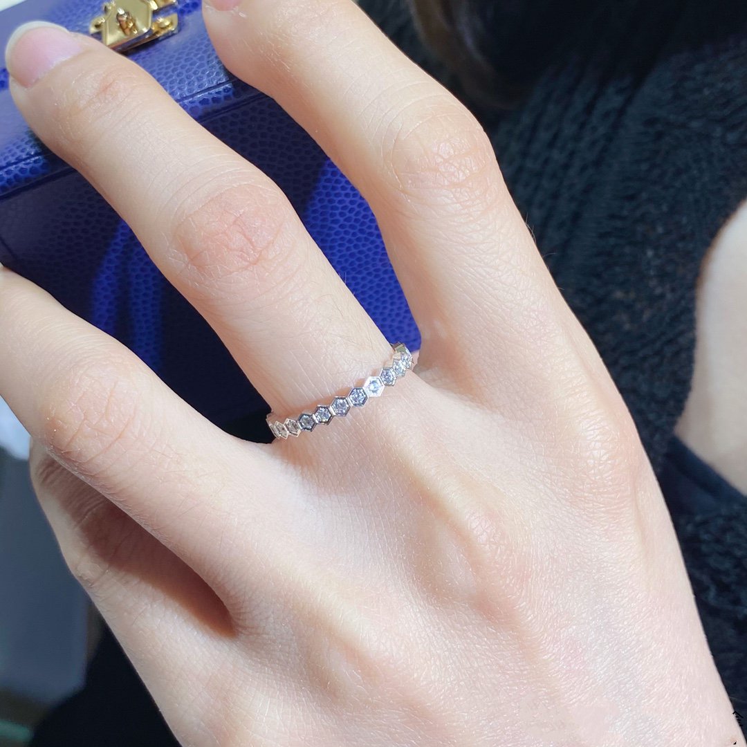 [Sparkle]BEE LOVE DIAMOND PAVED SMALL RING