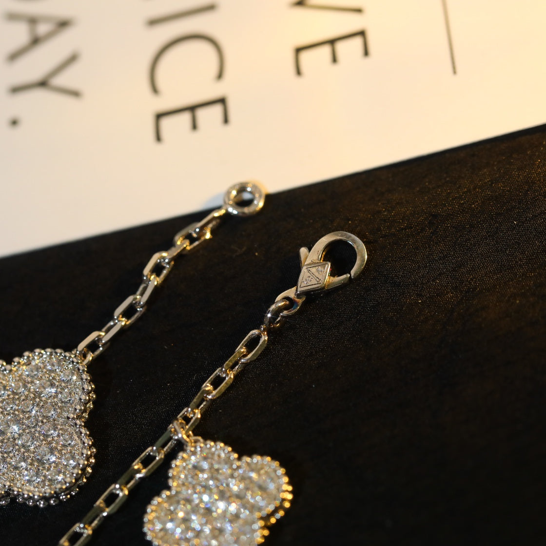 [sparkle Jewelry ]CLOVER BRACELET 5 MOTIF SILVER DIAMOND PAVED