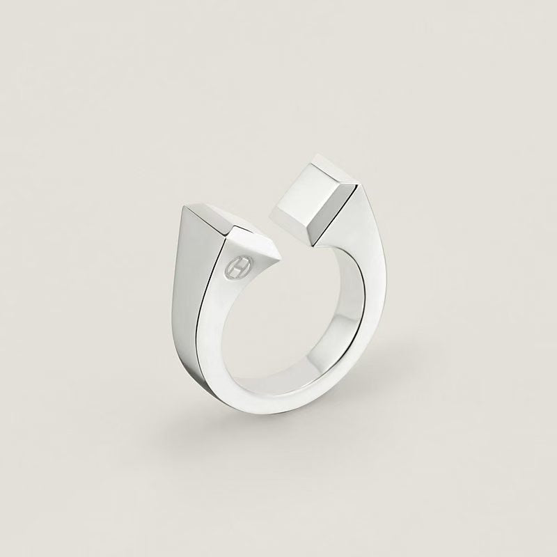 [sparkle Jewelry]THE CONE RIVET RING IS OPEN AND ONE SIZE FITS ALL