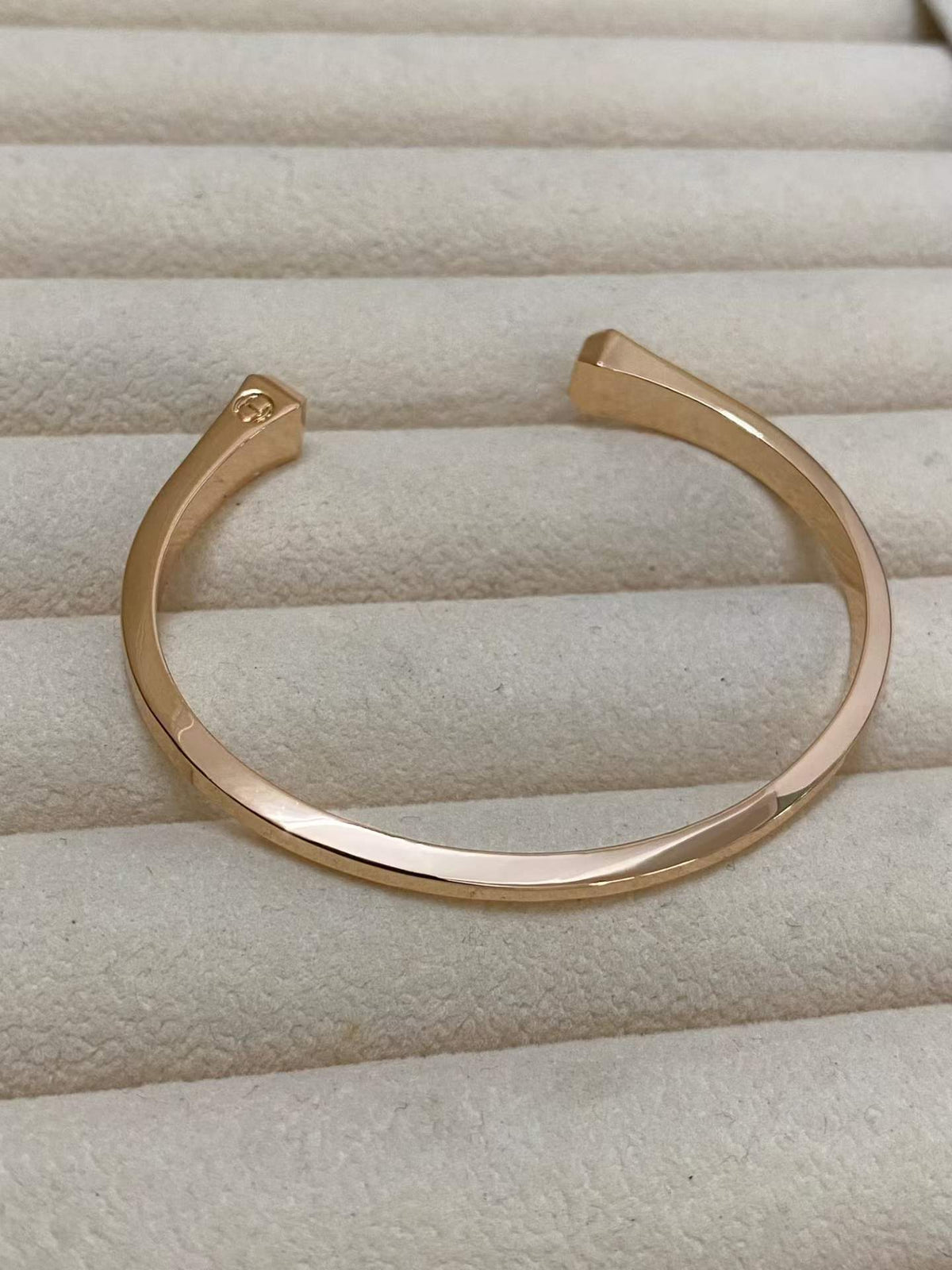 [sparkle Jewelry]CLOU DE FORGE SQUARE CONE STUDS OPEN CUFF ONE SIZE