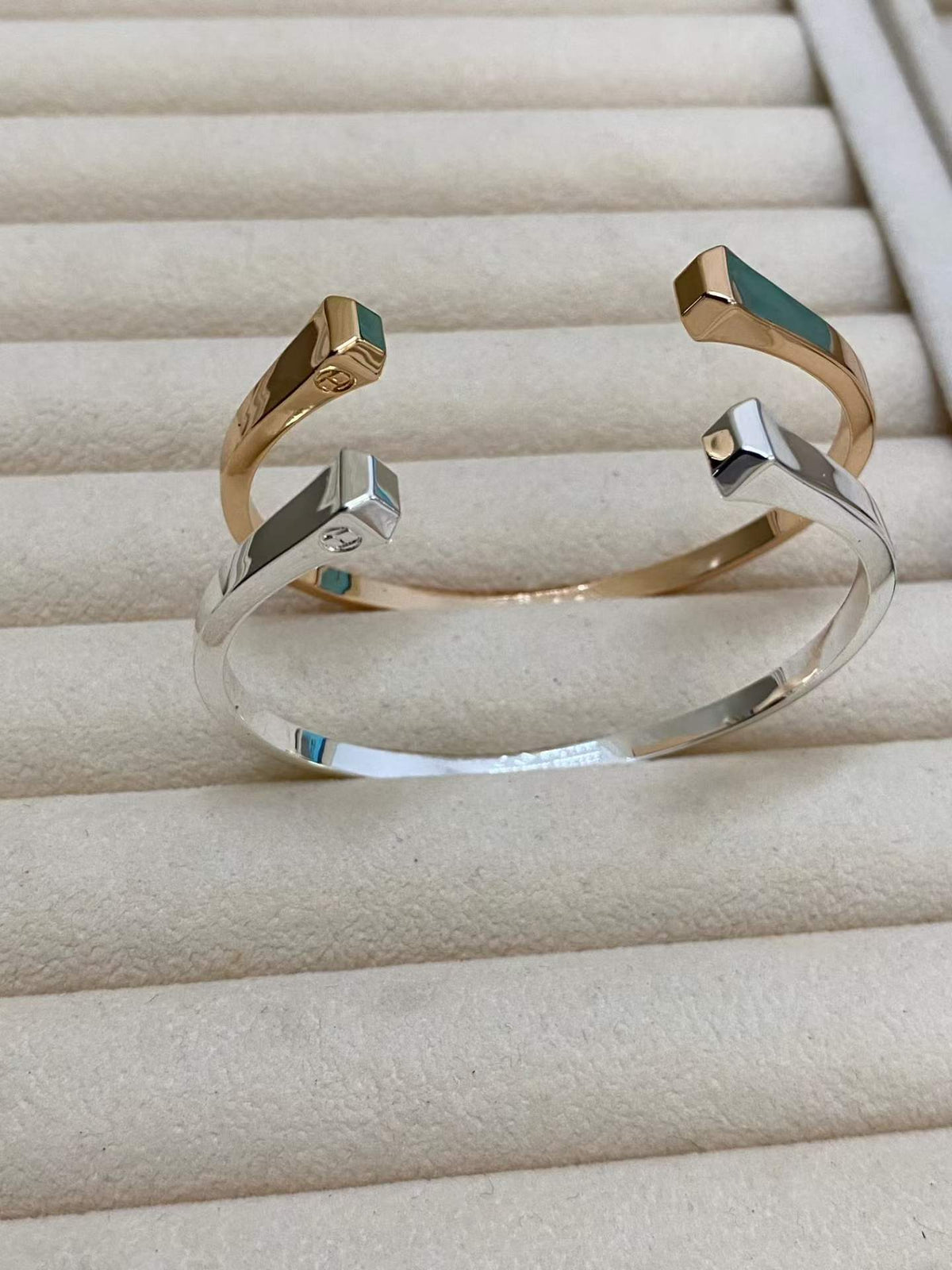 [sparkle Jewelry]CLOU DE FORGE SQUARE CONE STUDS OPEN CUFF ONE SIZE