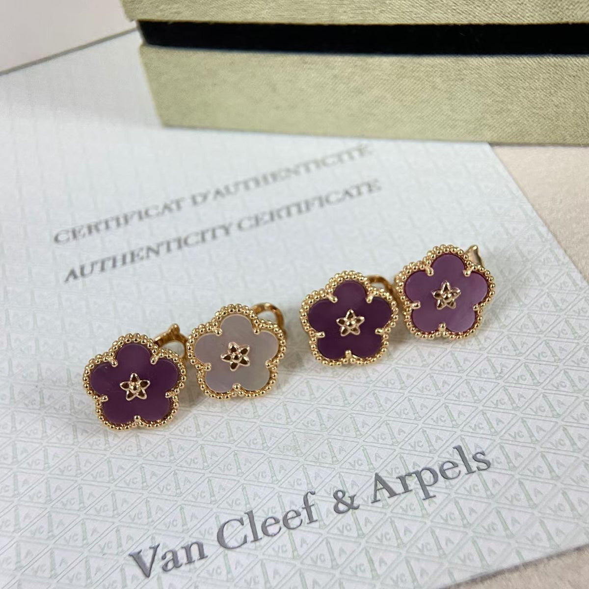 [sparkle Jewelry]NEW PURPLE PLUM FRAGRANCE PLUM BLOSSOM GOLD EARRINGS