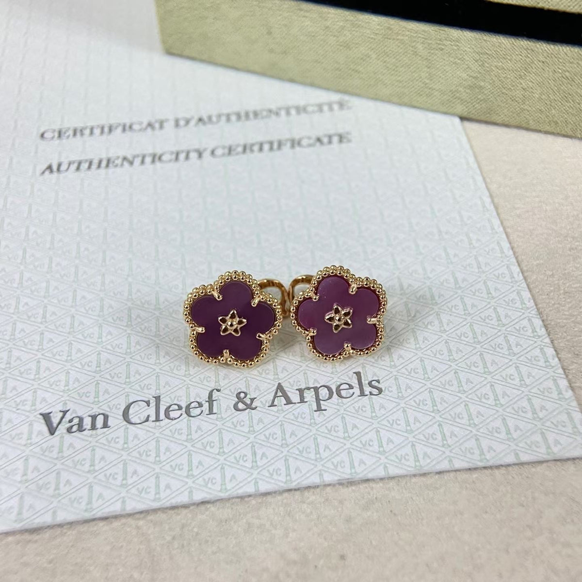 [sparkle Jewelry]NEW PURPLE PLUM FRAGRANCE PLUM BLOSSOM GOLD EARRINGS
