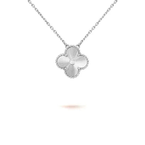 [sparkle Jewelry ]CLOVER  15MM DIAMOND LASER NECKLACE SILVER