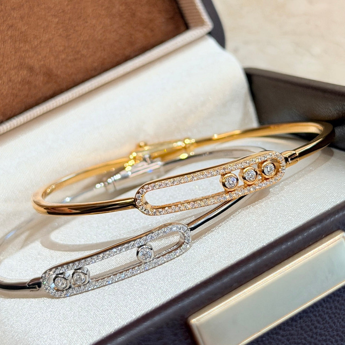 [sparkle Jewelry]Move Pavé Diamond Bangle Bracelet M