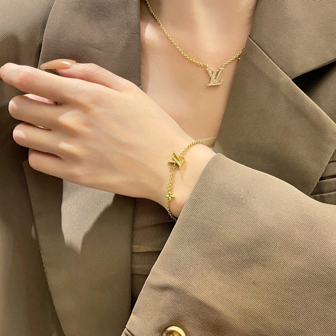 [sparkle Jewelry ]LOGO STAR MOTIF GOLD BRACELET