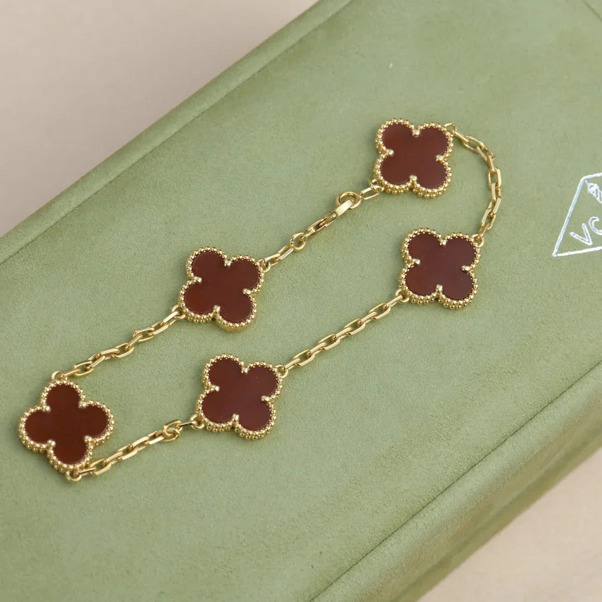 [sparkle Jewelry ] CLOVER 5 MOTIF RED CORNELIAN BRACELET COLLECTION