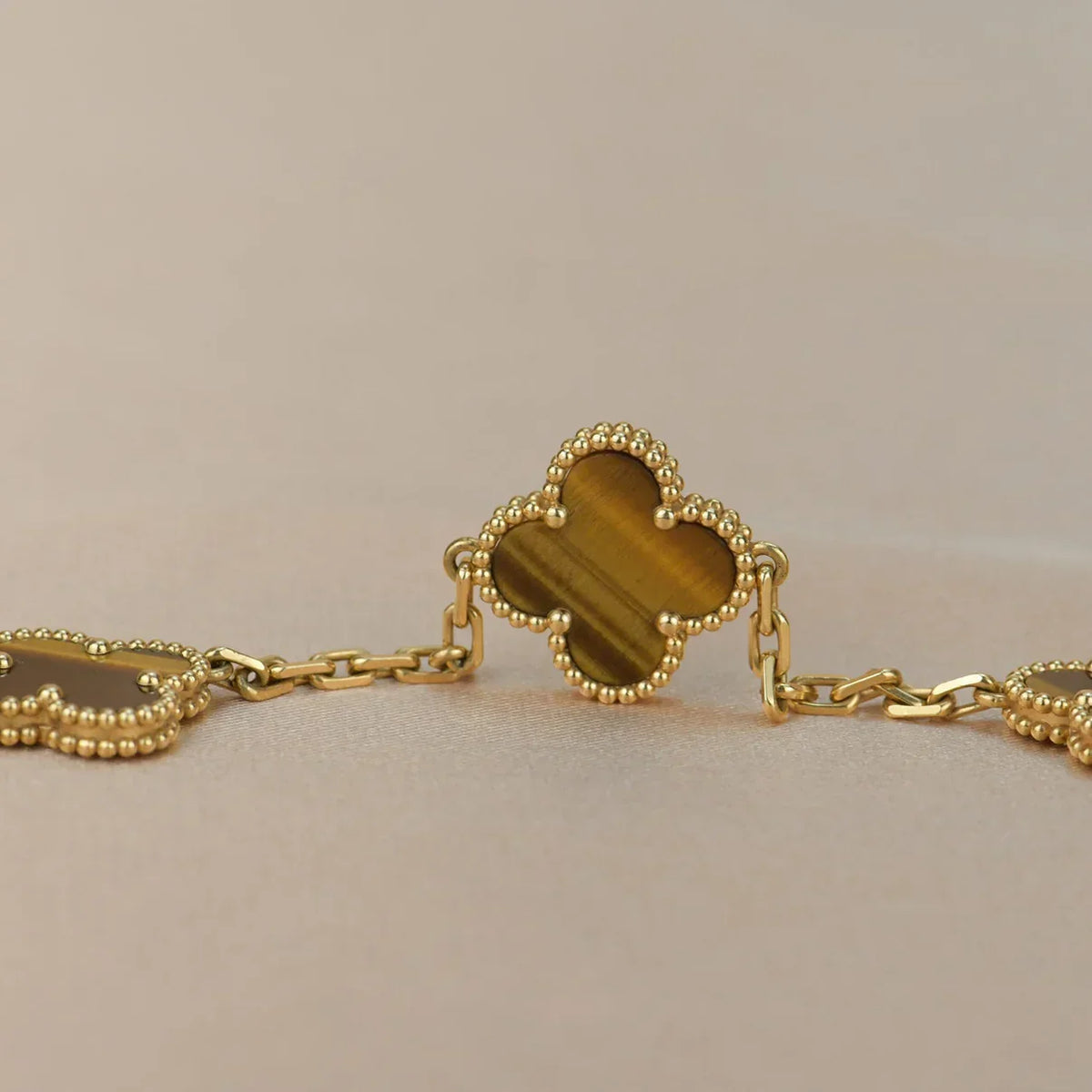 [sparkle Jewelry ] CLOVER 5 MOTIFS TIGER EYE BRACELET COLLECTION