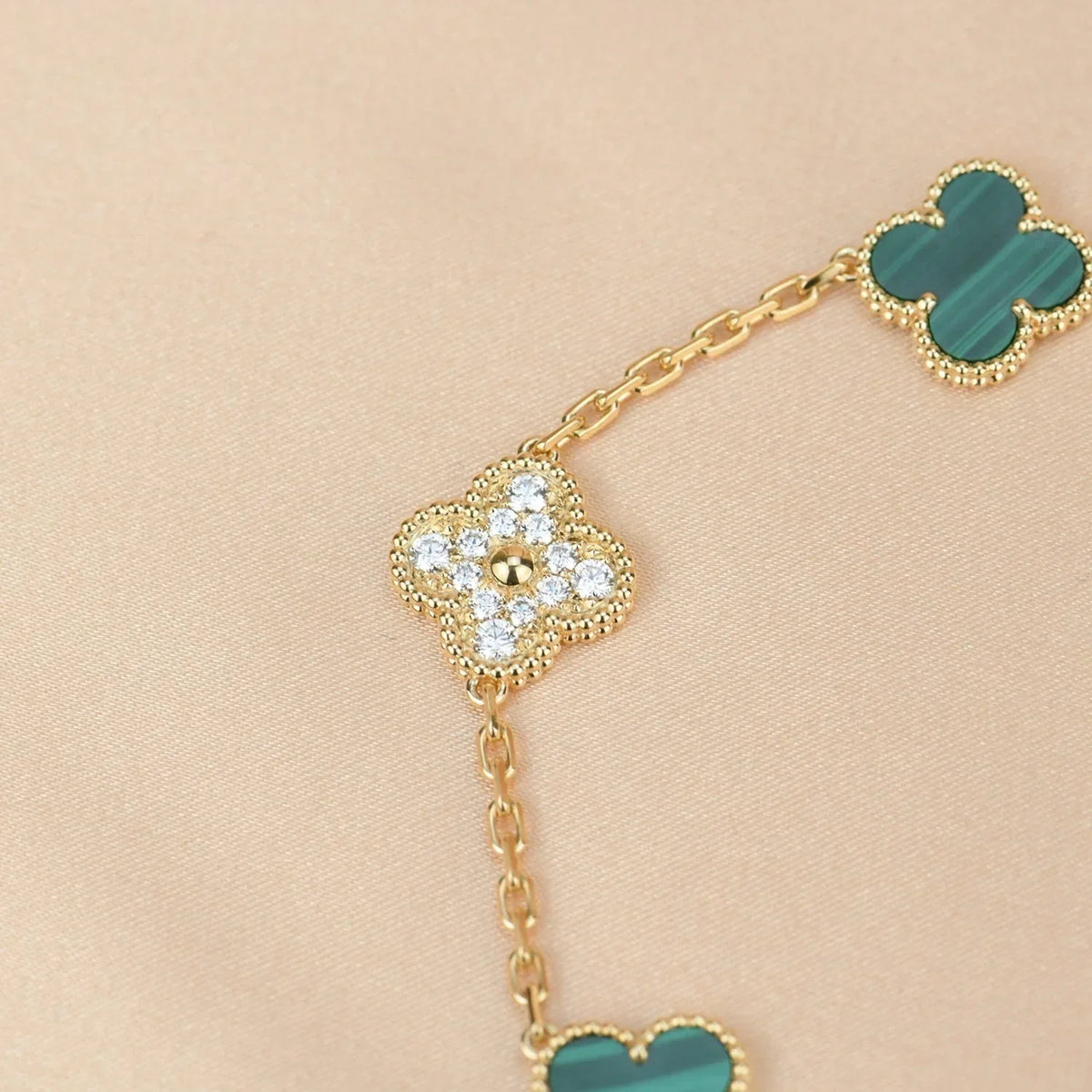 [sparkle Jewelry ] CLOVER 5 MOTIF MALACHITE BRACELET COLLECTION