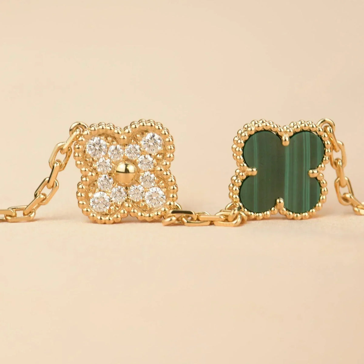 [sparkle Jewelry ] CLOVER 5 MOTIF MALACHITE BRACELET COLLECTION