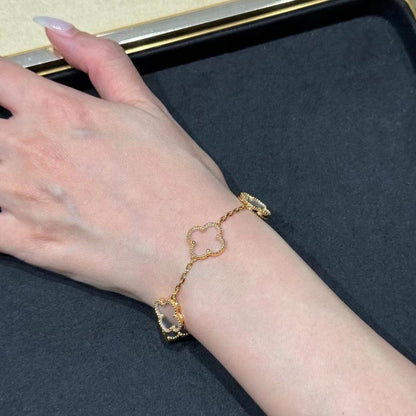 [sparkle Jewelry ]CLOVER 5 MOTIF ROCK CRYSTAL BRACELET