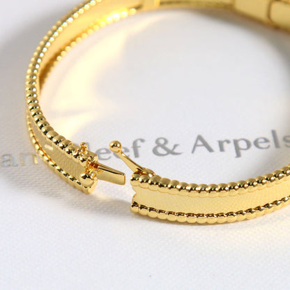 [sparkle Jewels]  Kaleidoscope Bracelet Signature Engraved Version