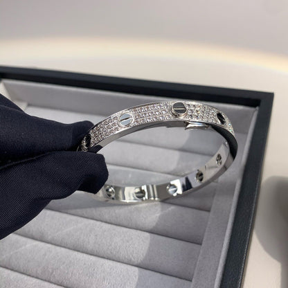 [Sparkle]KLASSISCHER 6.1MM LOVE ARMREIF – DIAMANT PAVÉ & SCHWARZE KERAMIK