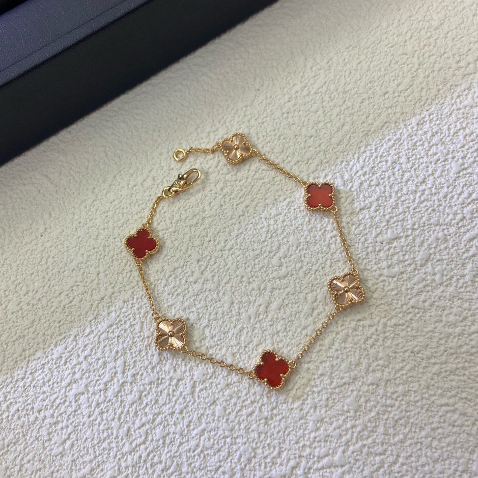 [sparkle Jewelry ]CLOVER 6 MOTIF RED AGATE LASER BRACELET