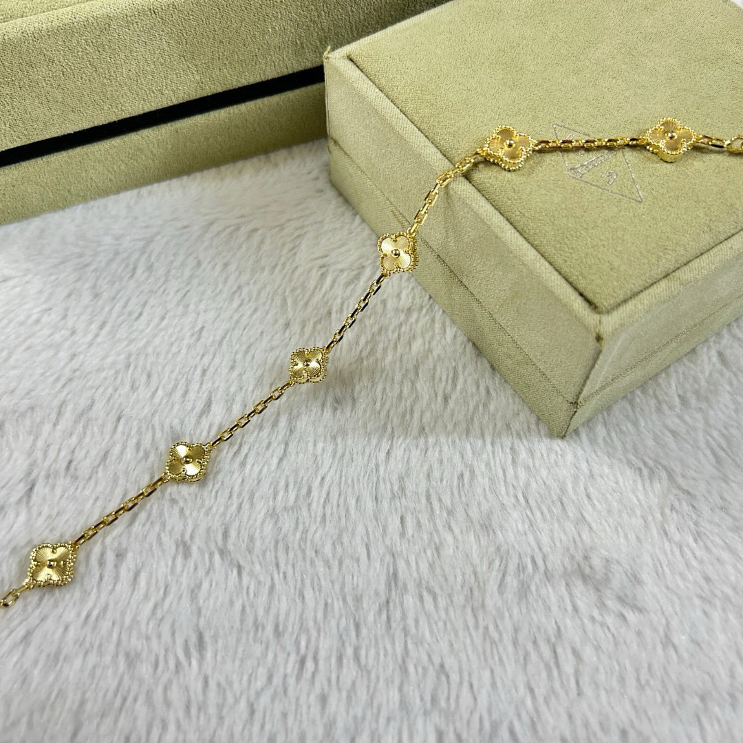 [sparkle Jewelry ]CLOVER 6 MOTIF DIAMOND BRACELET