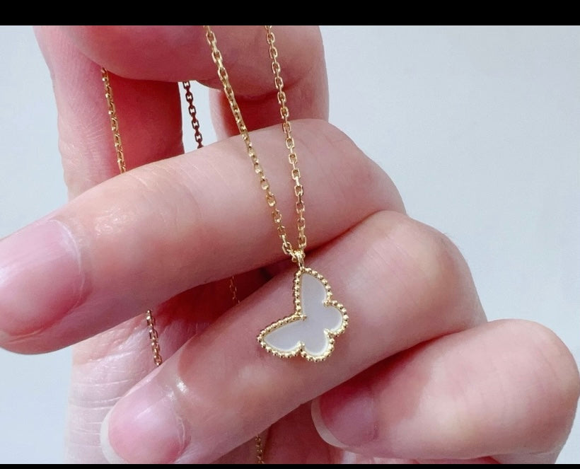 [sparkle Jewellery]Mother of Pearl Sweet Butterflies Pendant Necklace