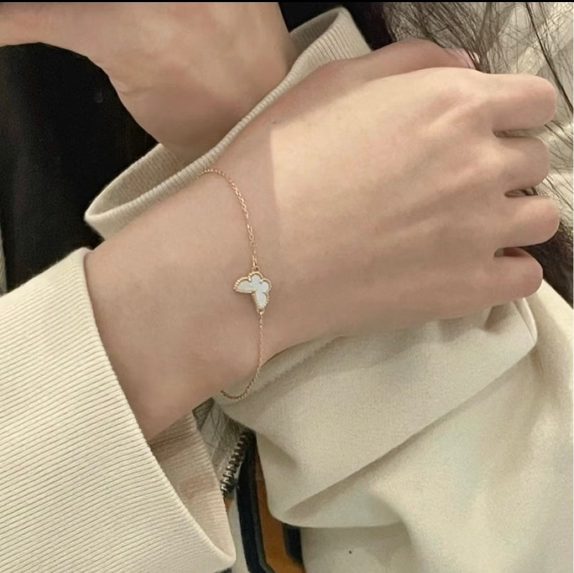 [sparkle Jewelry ]White Mop Butterfly Bracelet