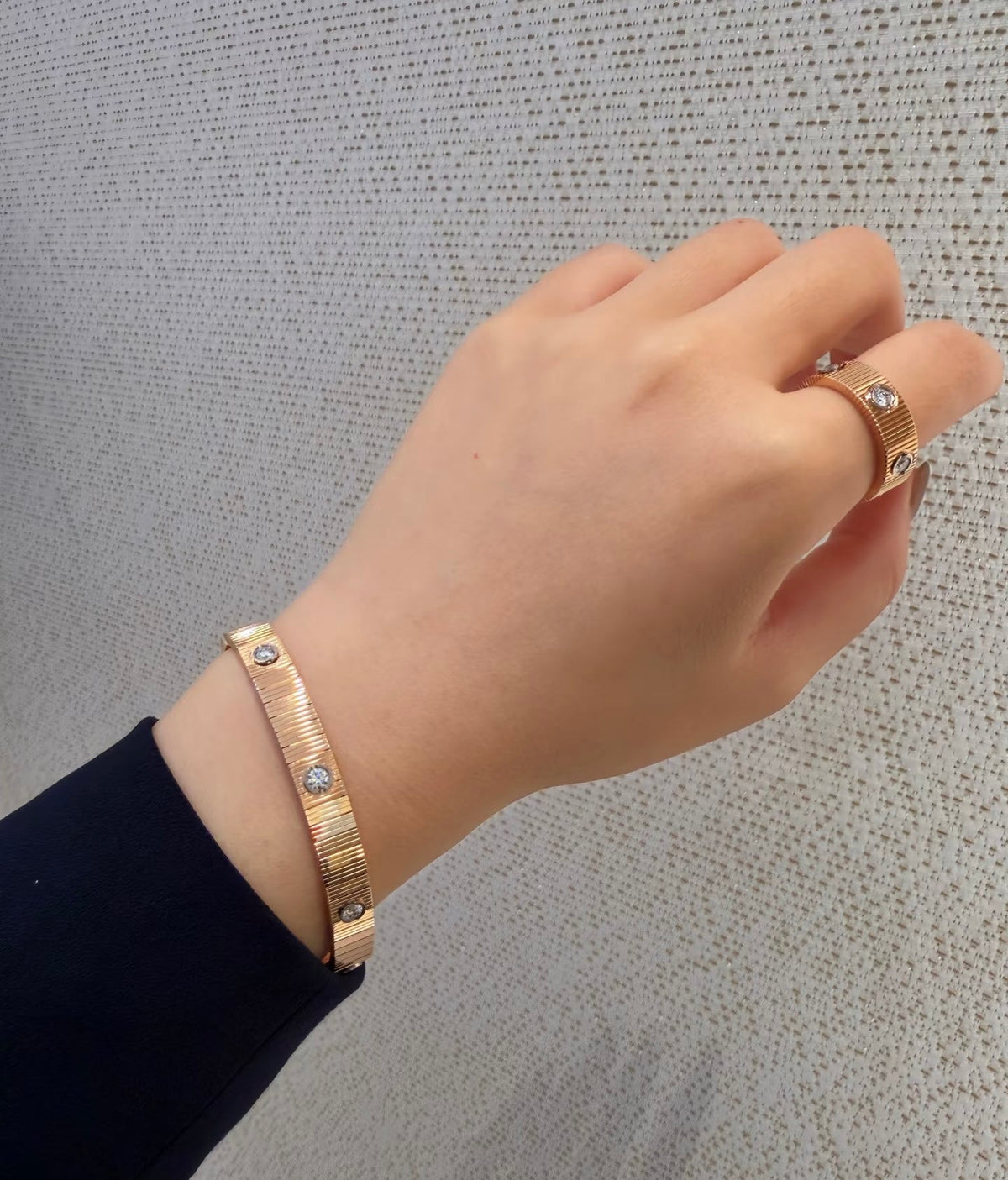 [Sparkle Jewelery]2026 New Arrival LOVE Unlimited Diamond Flexible Bracelet