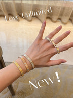 [Sparkle Jewelery]2026 New Arrival LOVE Unlimited Diamond Flexible Bracelet