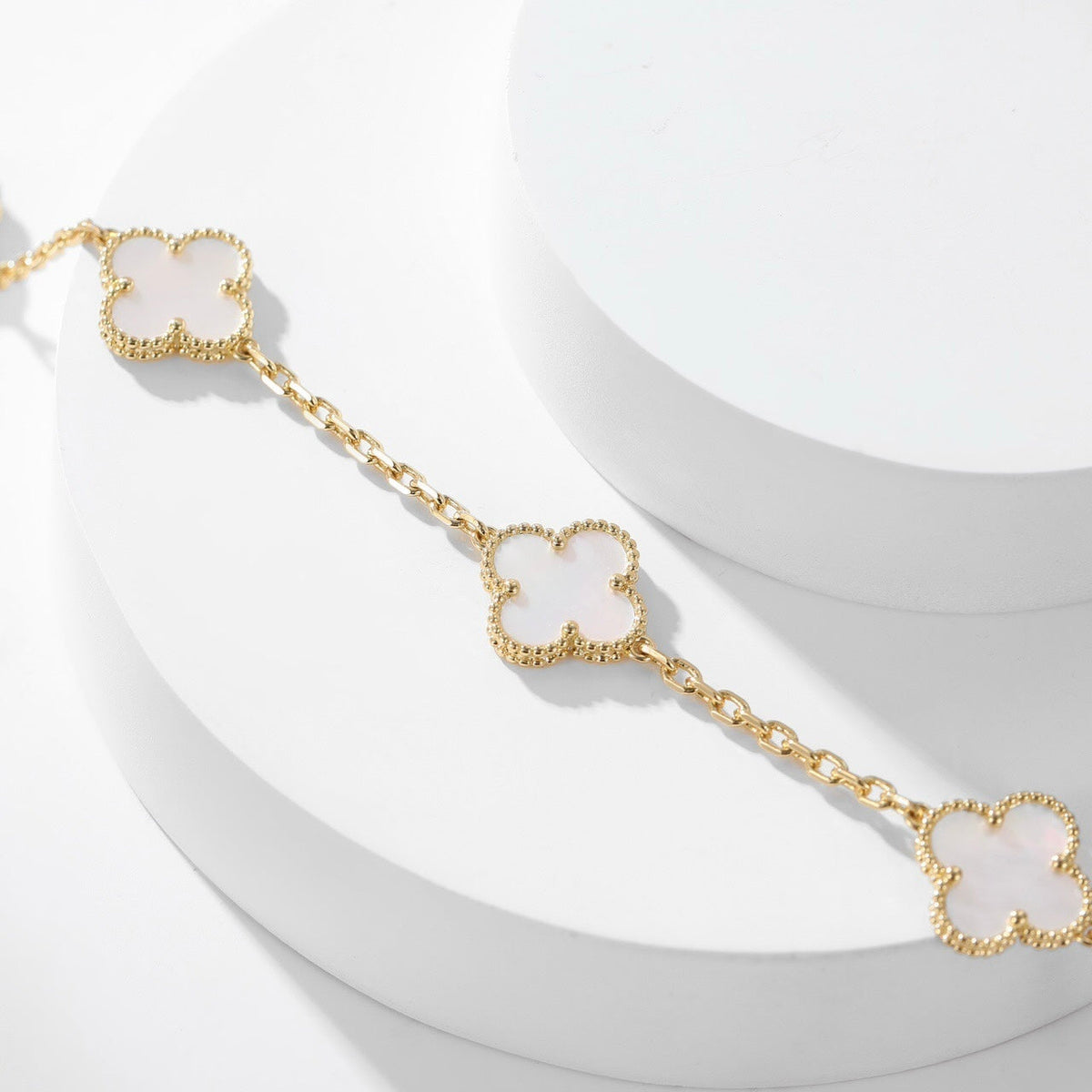 [sparkle Jewelry ]CLOVER 10 MOTIFS WHITE MOTHER OF PEARL NECKLACE