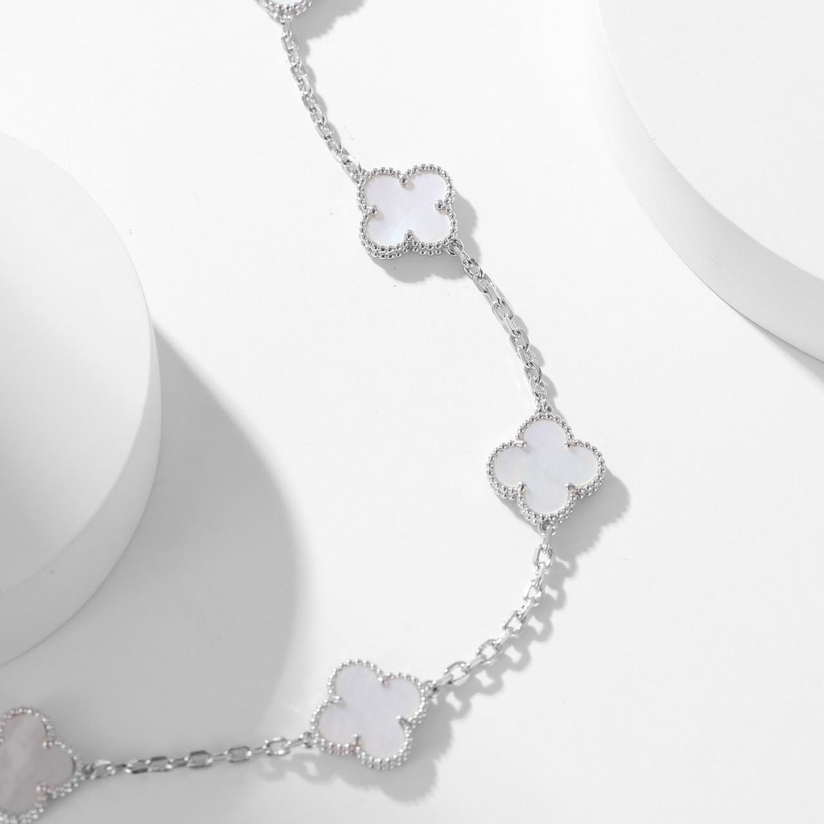 [sparkle Jewelry ]CLOVER 10 MOTIFS WHITE MOTHER OF PEARL NECKLACE