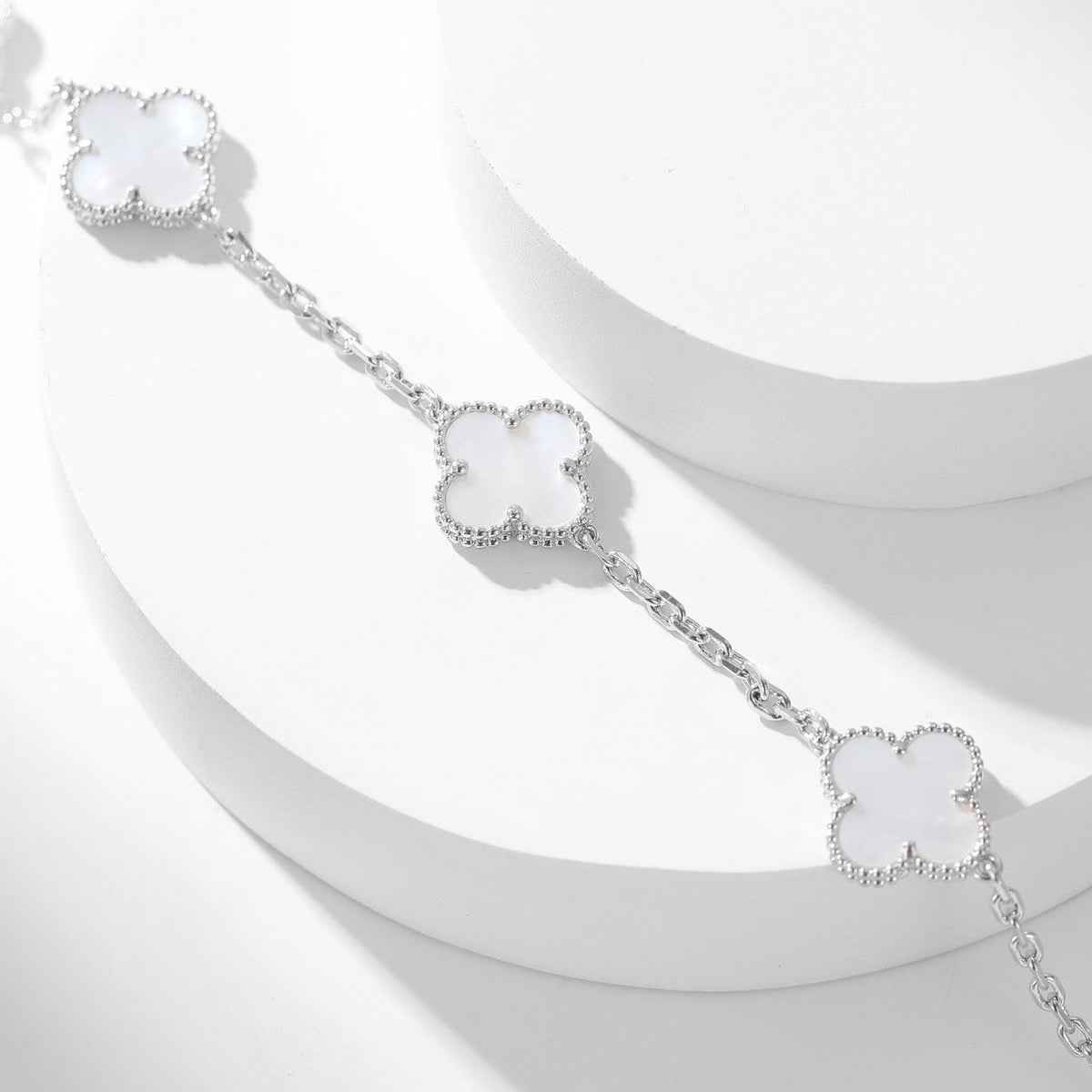 [sparkle Jewelry ]CLOVER 10 MOTIFS WHITE MOTHER OF PEARL NECKLACE